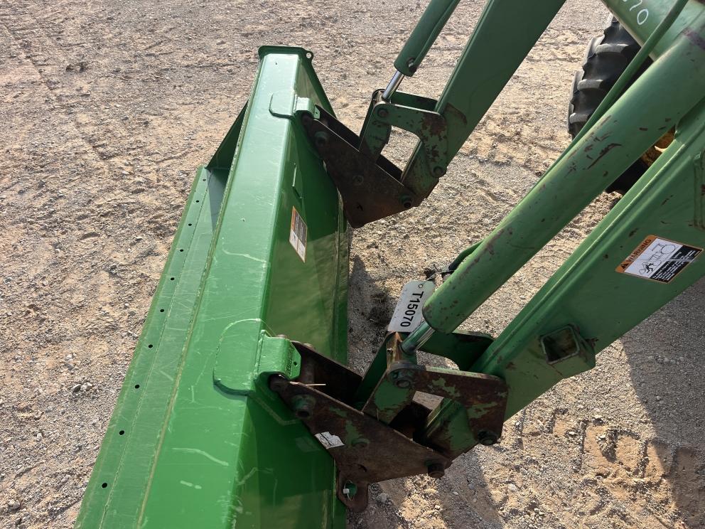 Image for 2001 John Deere 5210