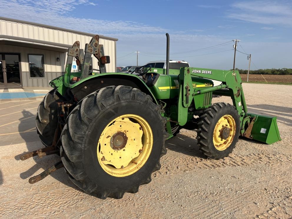 Image for 2001 John Deere 5210