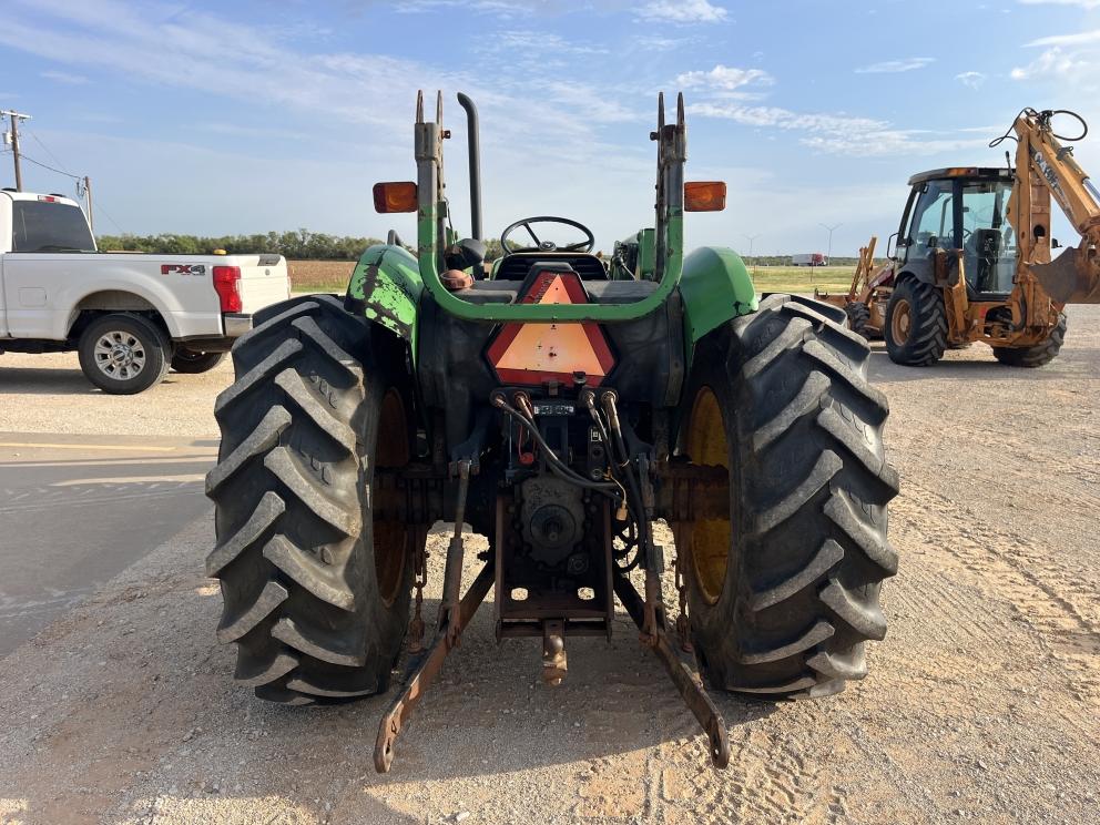 Image for 2001 John Deere 5210
