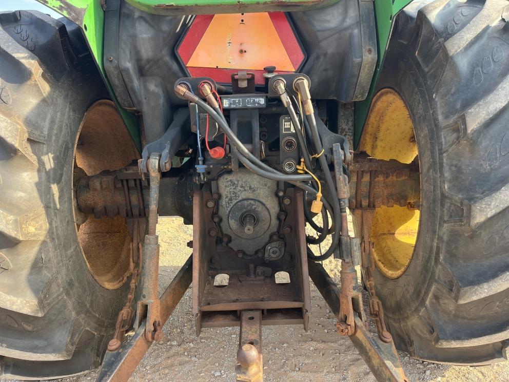 Image for 2001 John Deere 5210