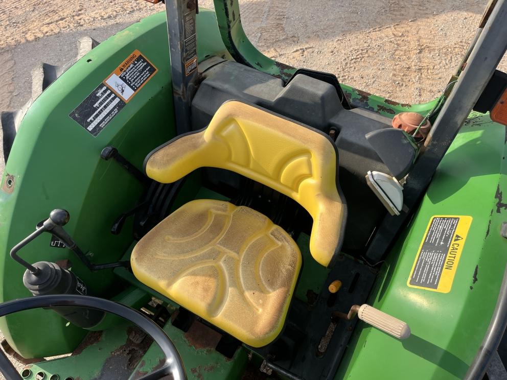 Image for 2001 John Deere 5210