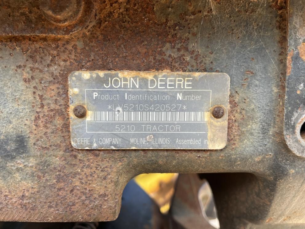 Image for 2001 John Deere 5210