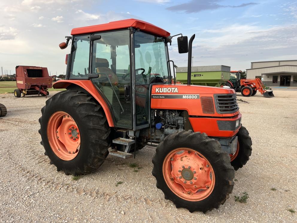Image for 2002 Kubota M6800