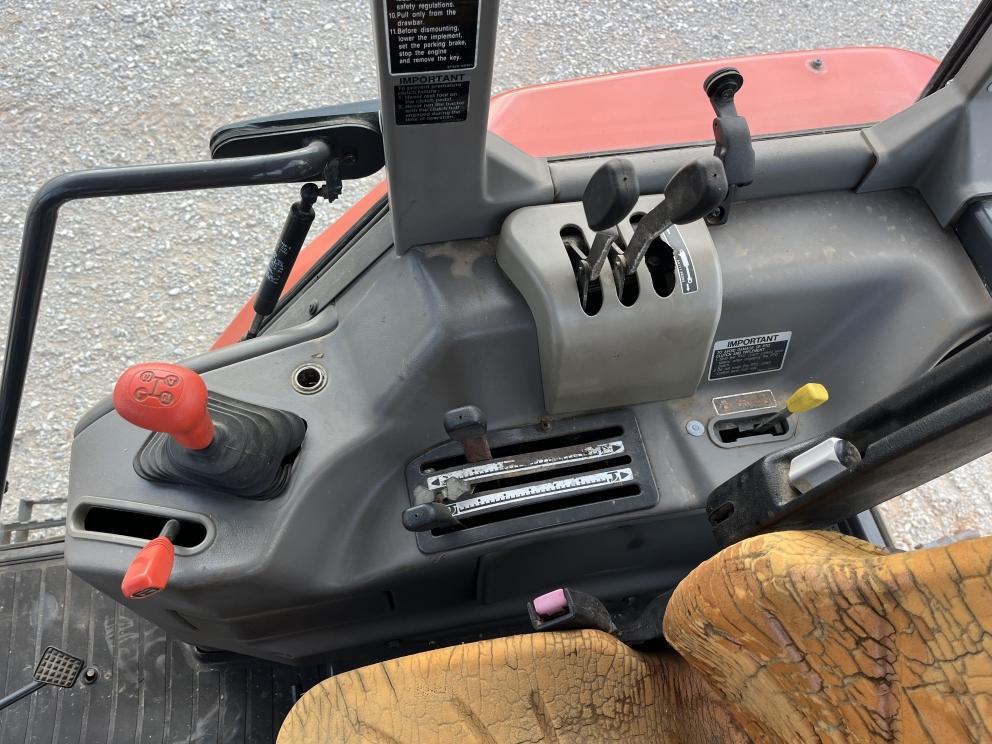 Image for 2002 Kubota M6800