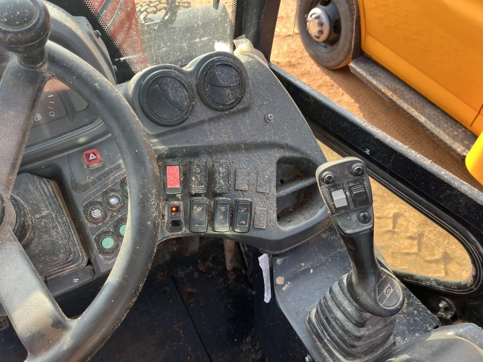 Image for 2020 Kubota R630