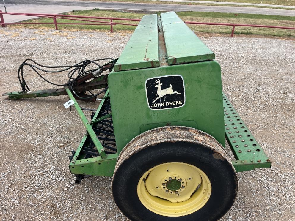 Image for 1991 John Deere 452