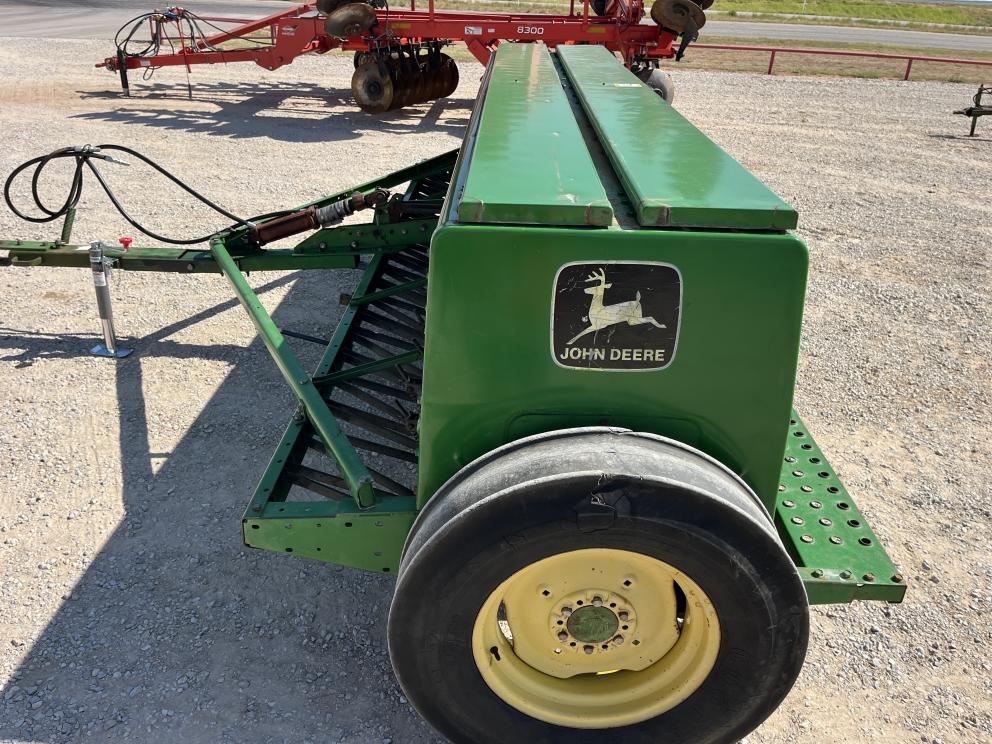 Image for 1991 John Deere 452