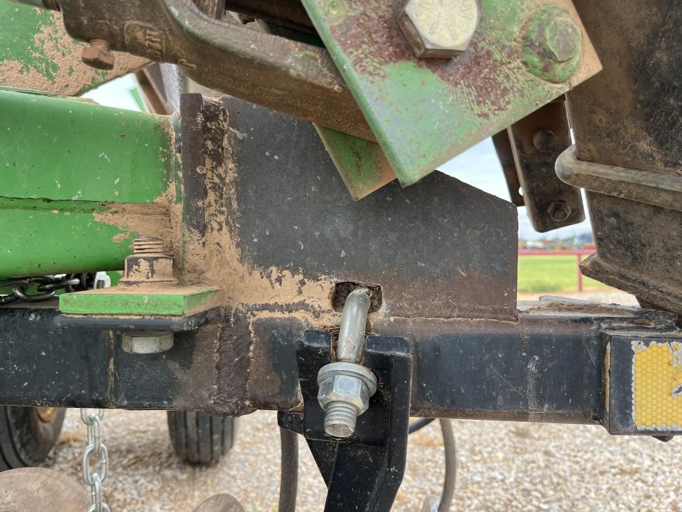 Image for 1989 John Deere 630