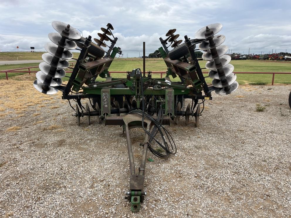 Image for 1989 John Deere 630