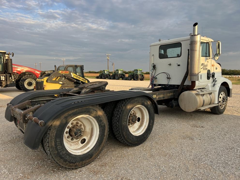 Image for 1998 INTERNATIONAL 9200