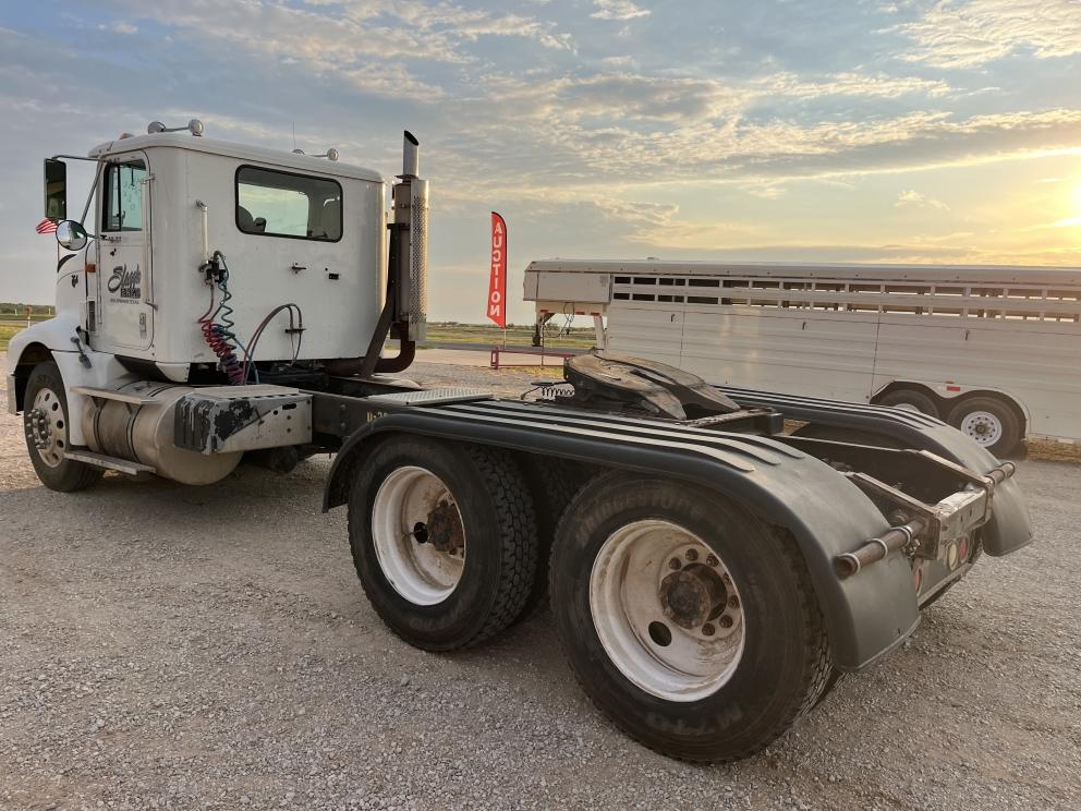 Image for 1998 INTERNATIONAL 9200