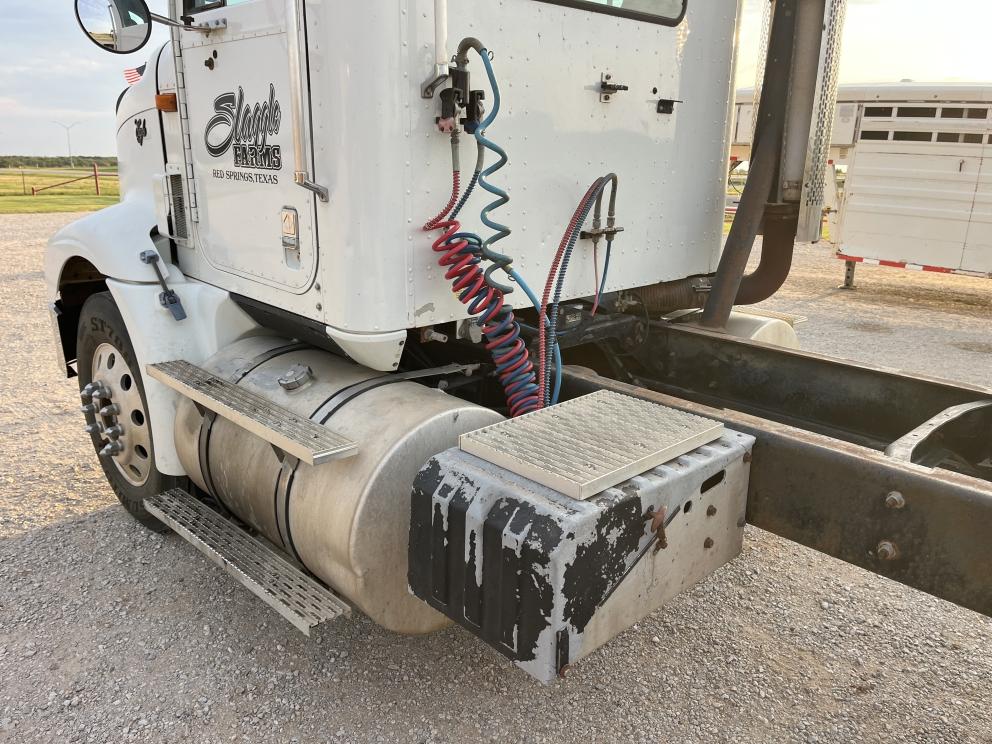 Image for 1998 INTERNATIONAL 9200