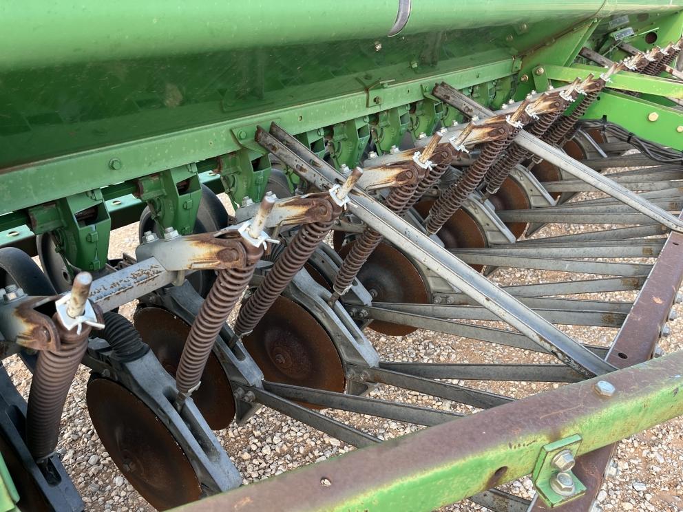 Image for 2005 John Deere 450