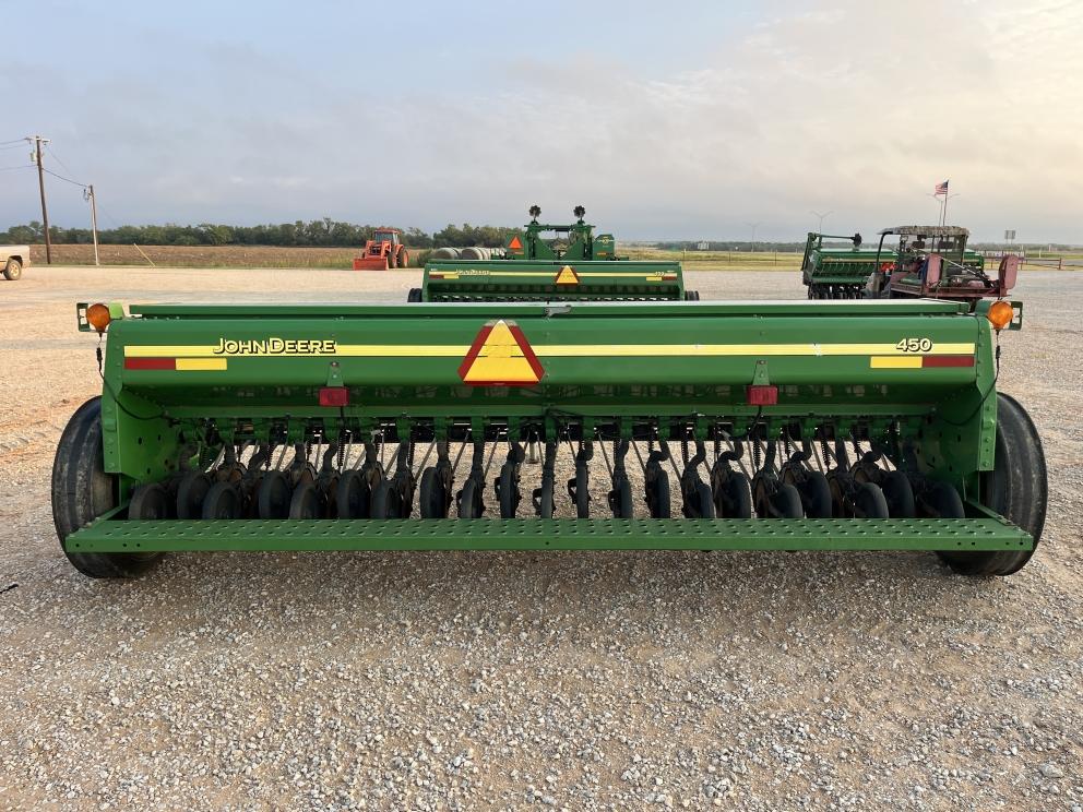 Image for 2005 John Deere 450