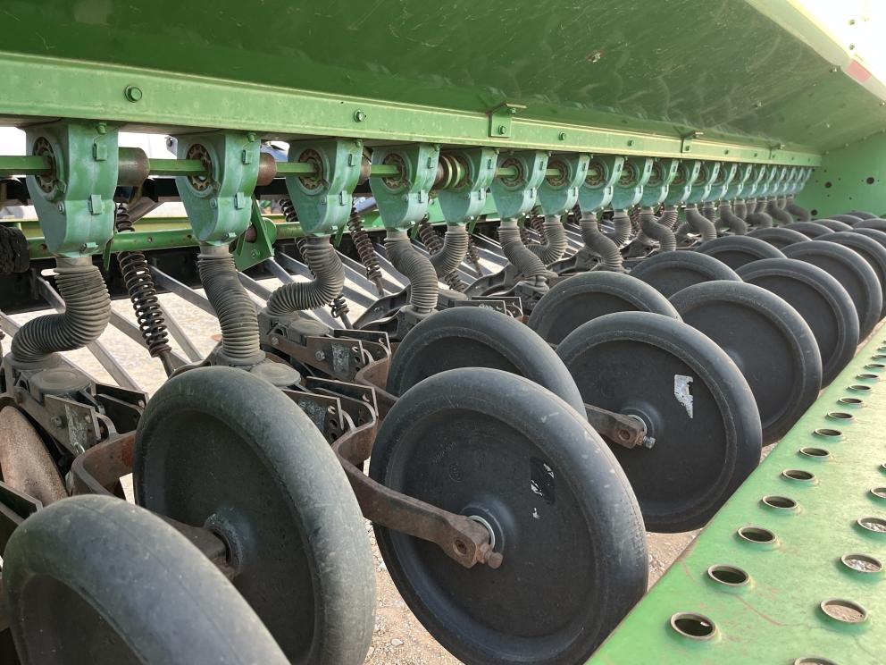 Image for 2003 John Deere 450