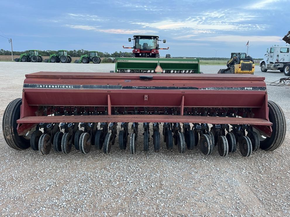 Image for INTERNATIONAL 5100