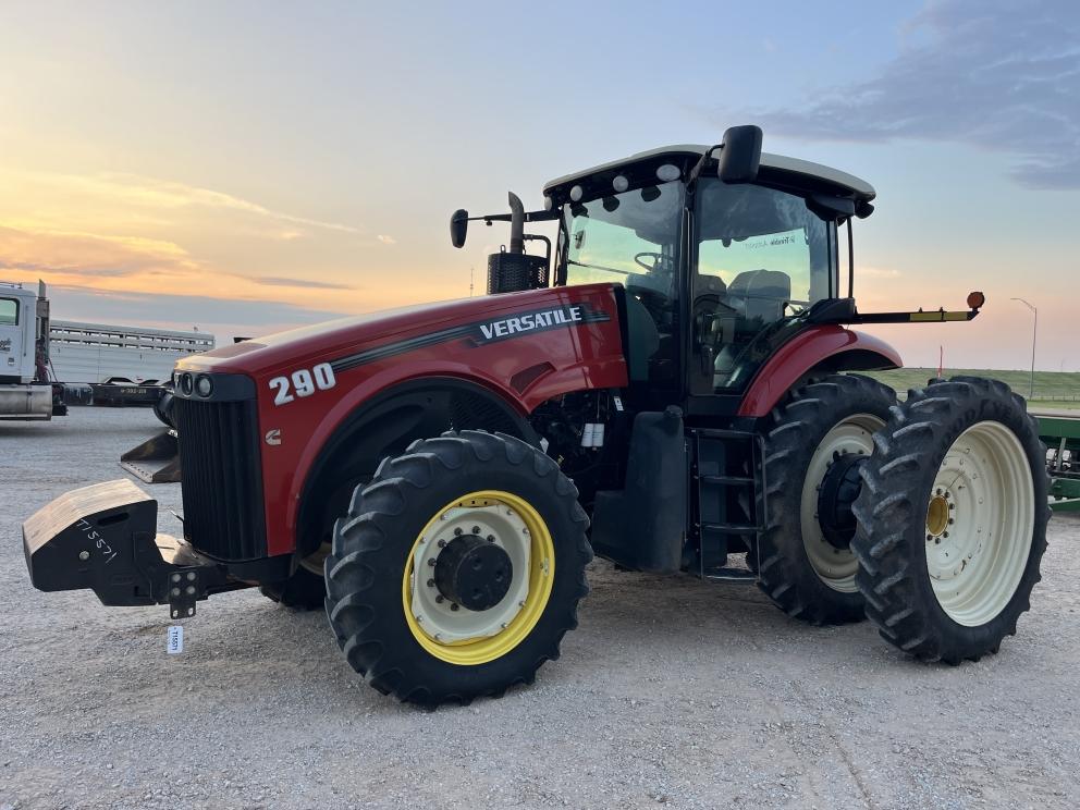 Image for 2014 Versatile 290