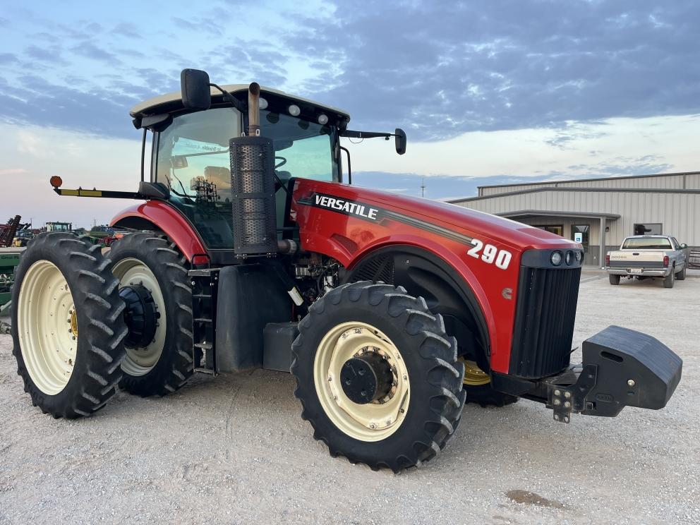 Image for 2014 Versatile 290