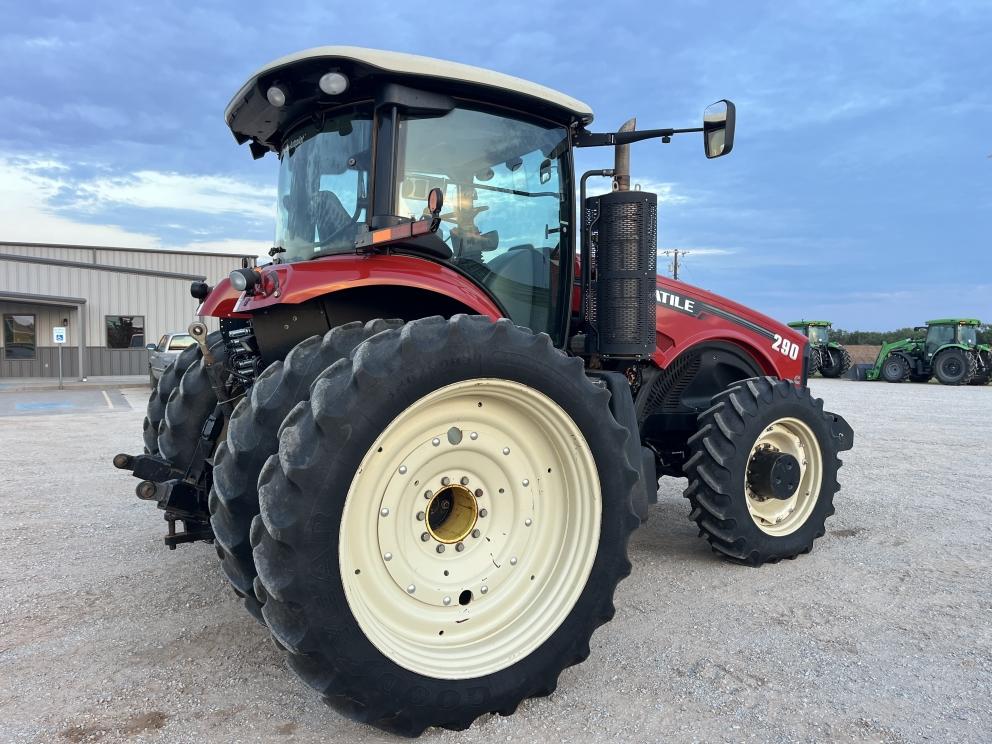 Image for 2014 Versatile 290