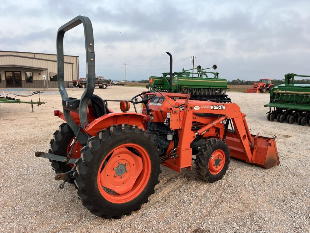 Image for 1994 Kubota L2350
