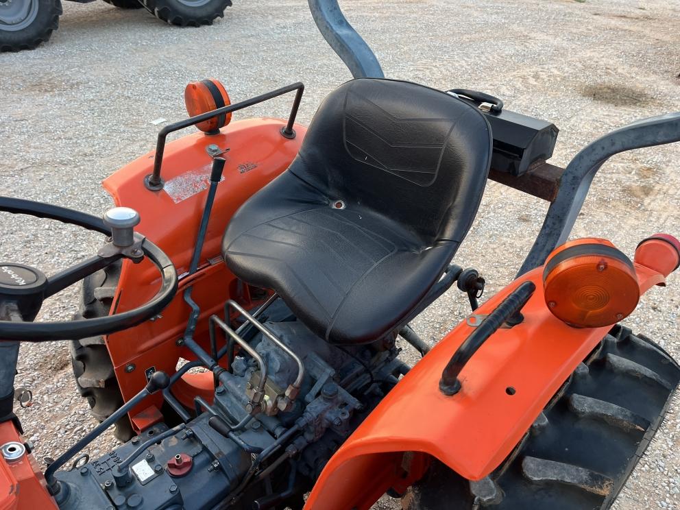 Image for 1994 Kubota L2350