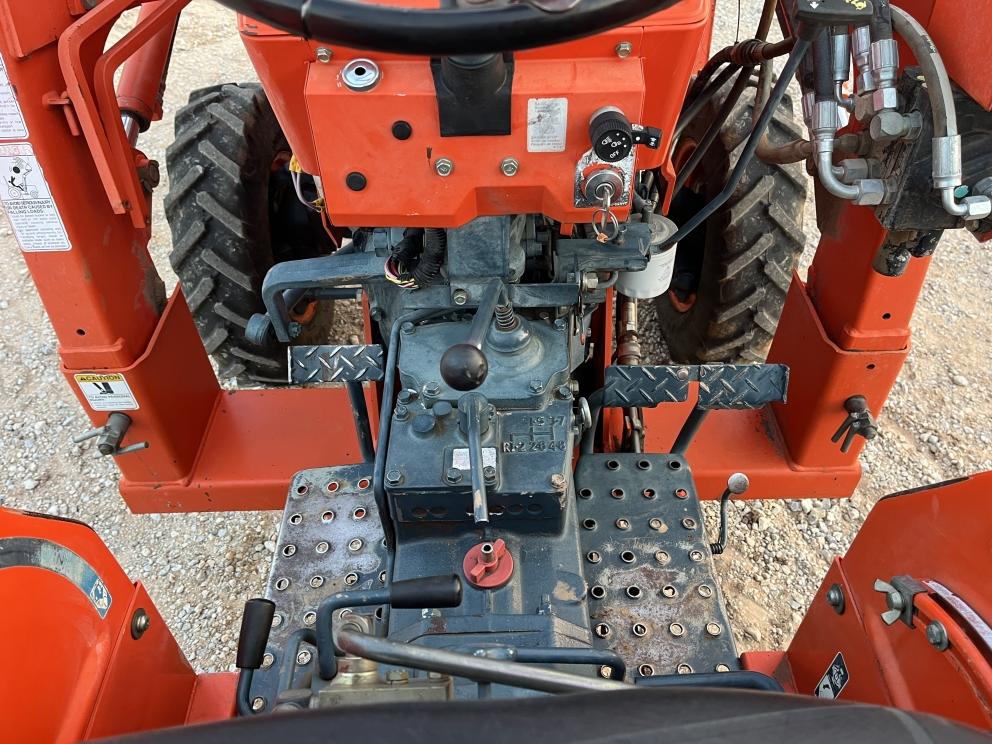 Image for 1994 Kubota L2350