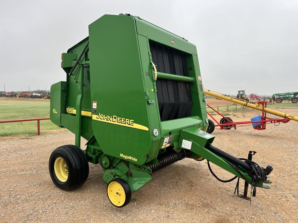 Image for 2002 John Deere 567