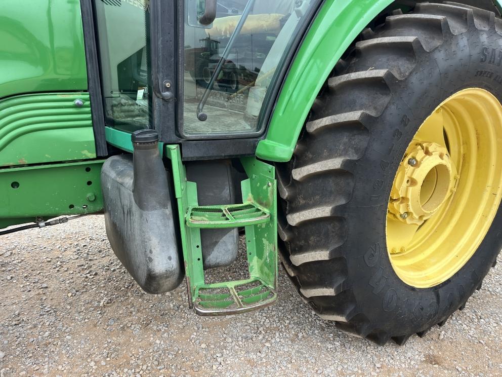 Image for 2003 John Deere 6420