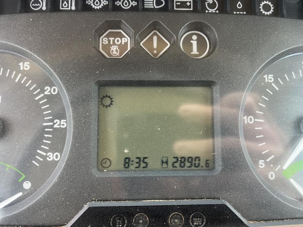 Image for 2003 John Deere 6420