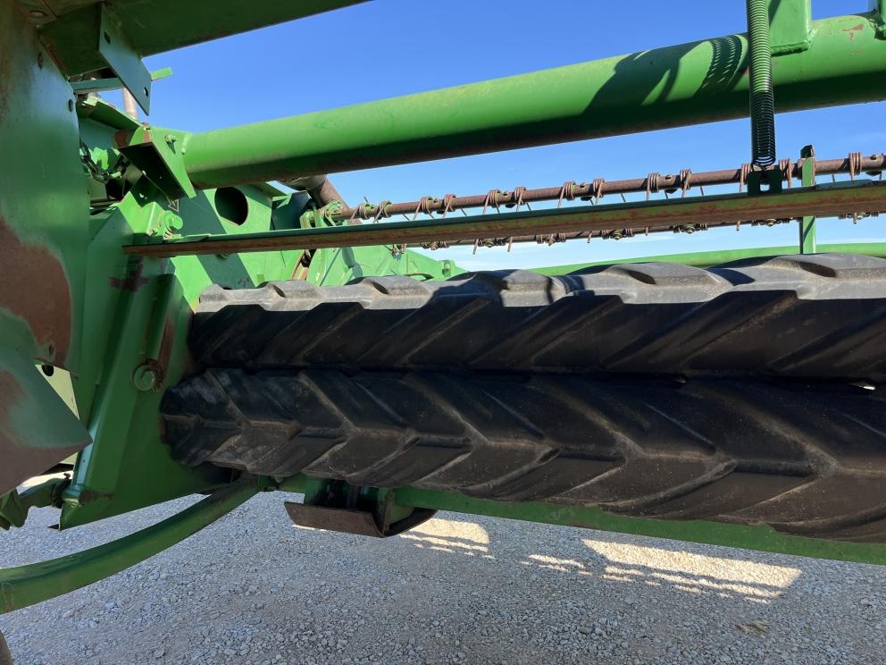 Image for 1999 John Deere 820