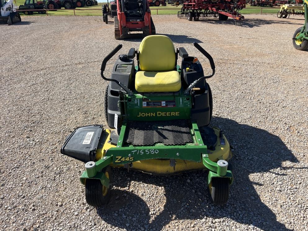 Image for 2015 John Deere Z445