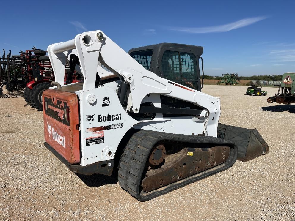 Image for 2015 Bobcat T870