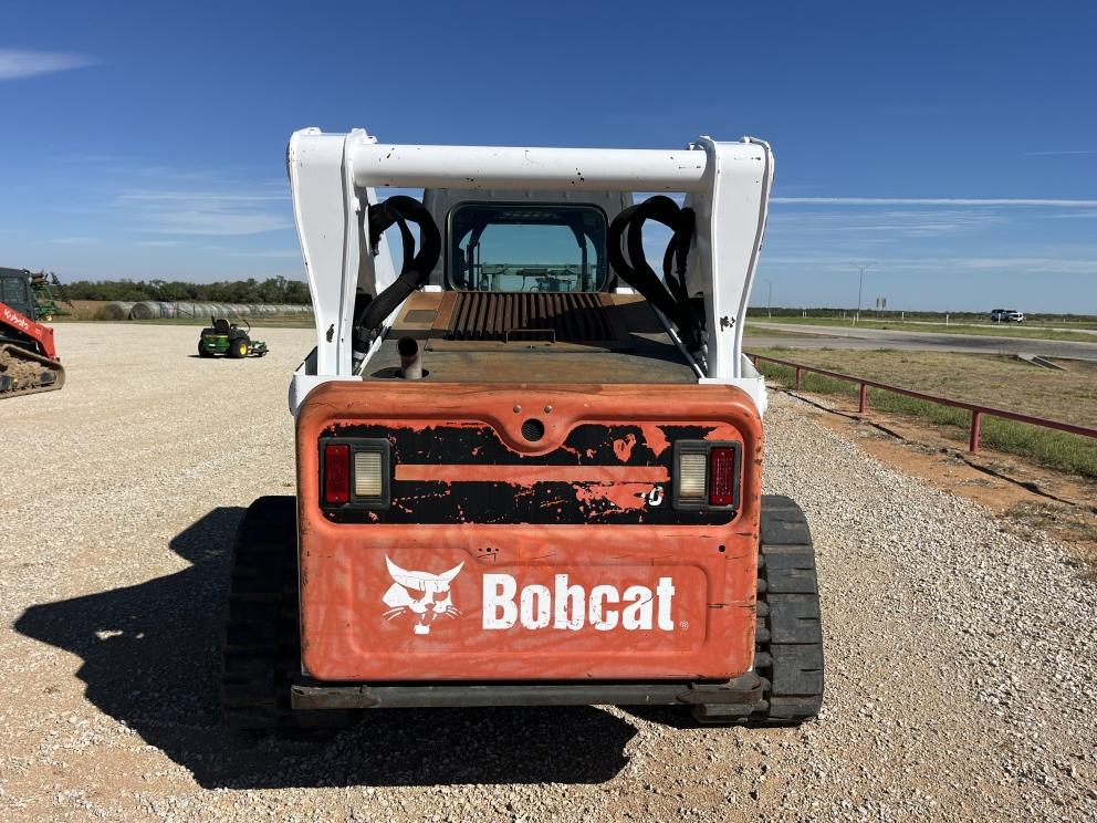 Image for 2015 Bobcat T870