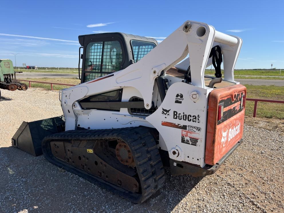 Image for 2015 Bobcat T870