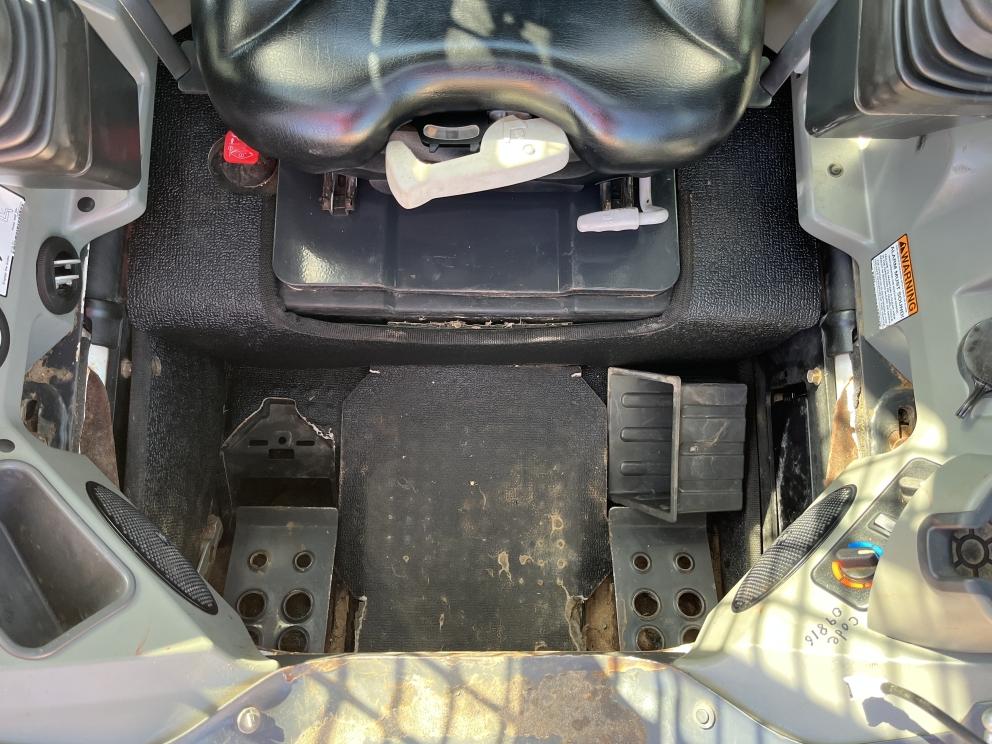 Image for 2015 Bobcat T870