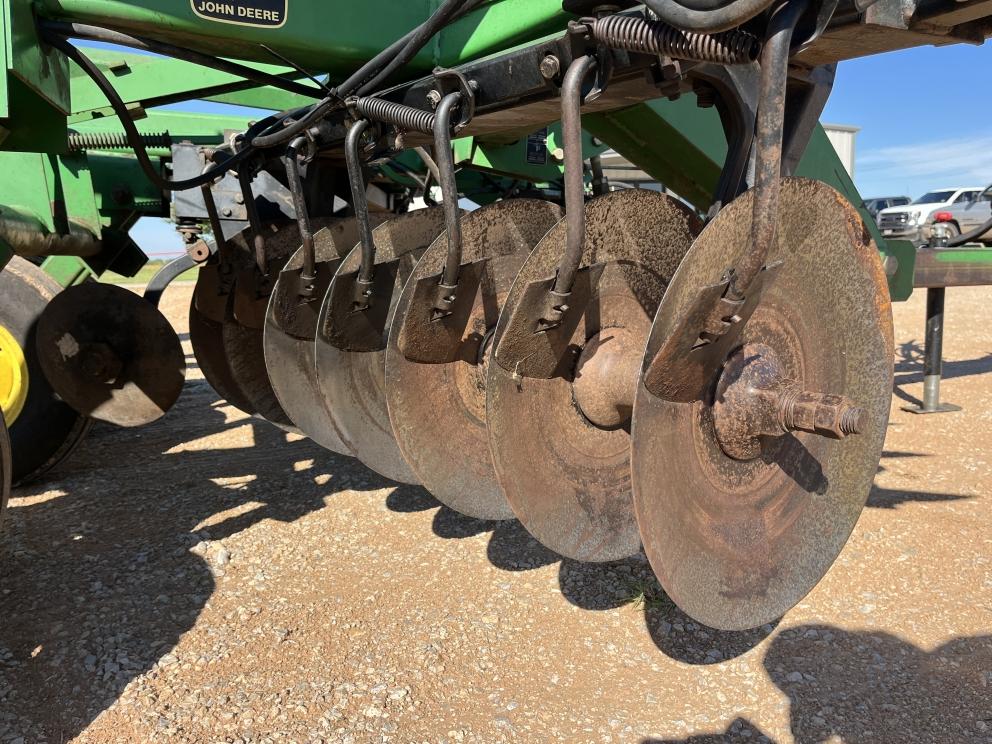 Image for 1998 John Deere 630