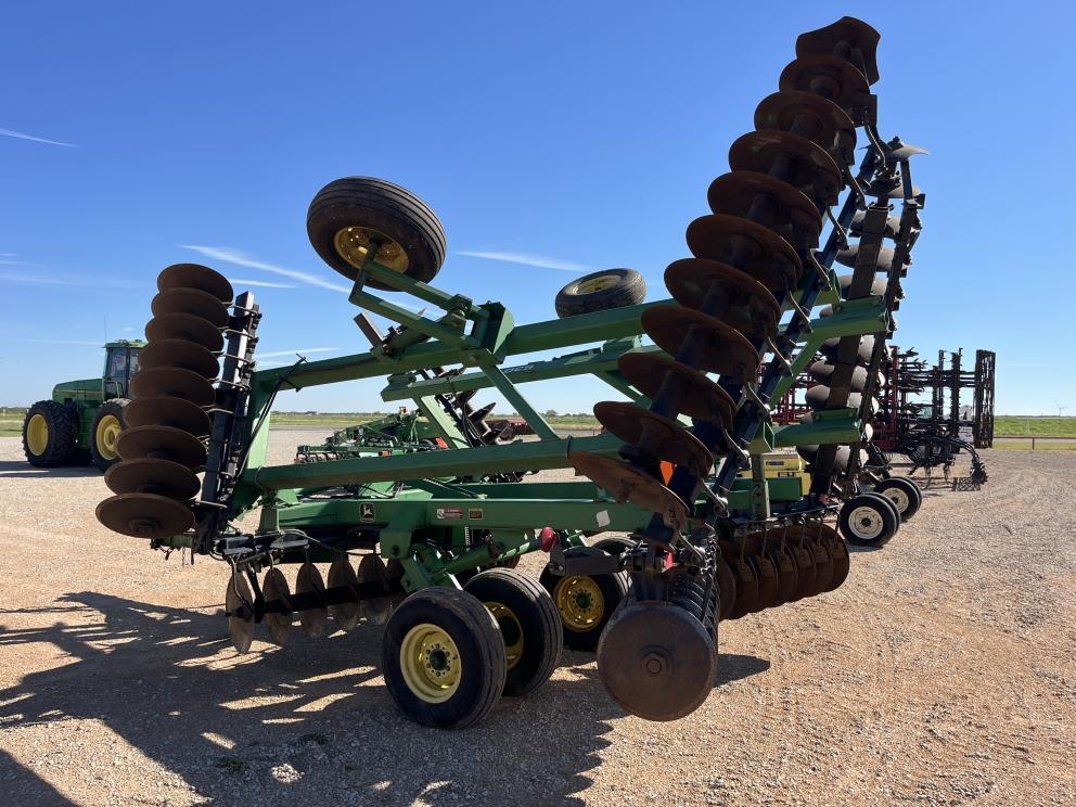 Image for 1998 John Deere 630