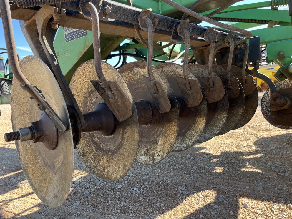 Image for 1998 John Deere 630