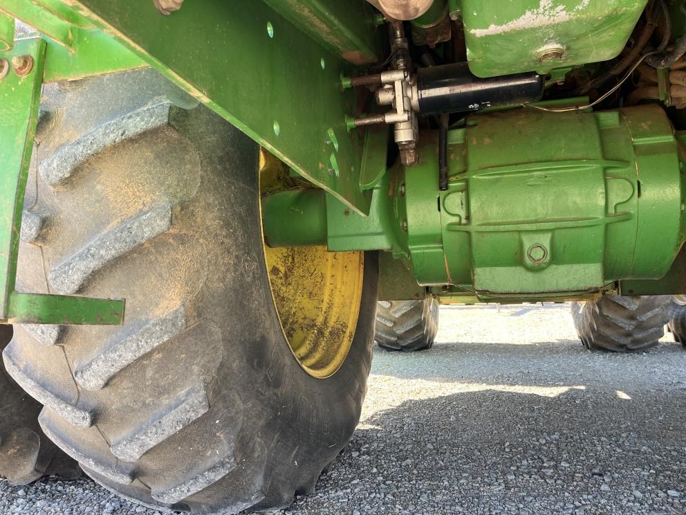 Image for 1996 John Deere 8770