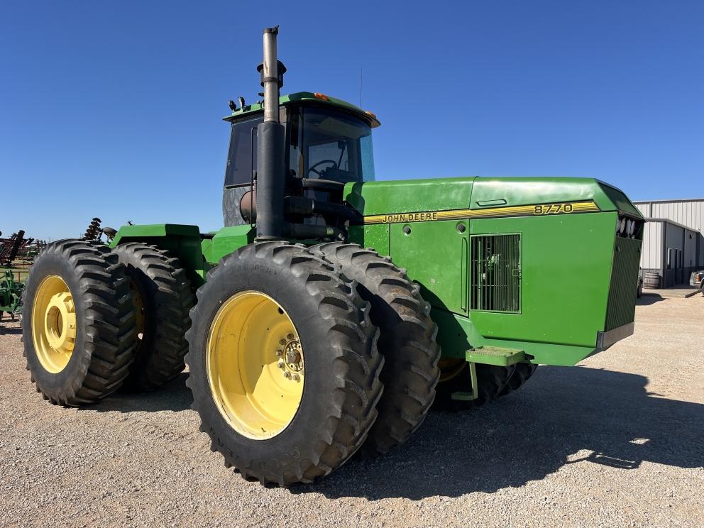 Image for 1996 John Deere 8770