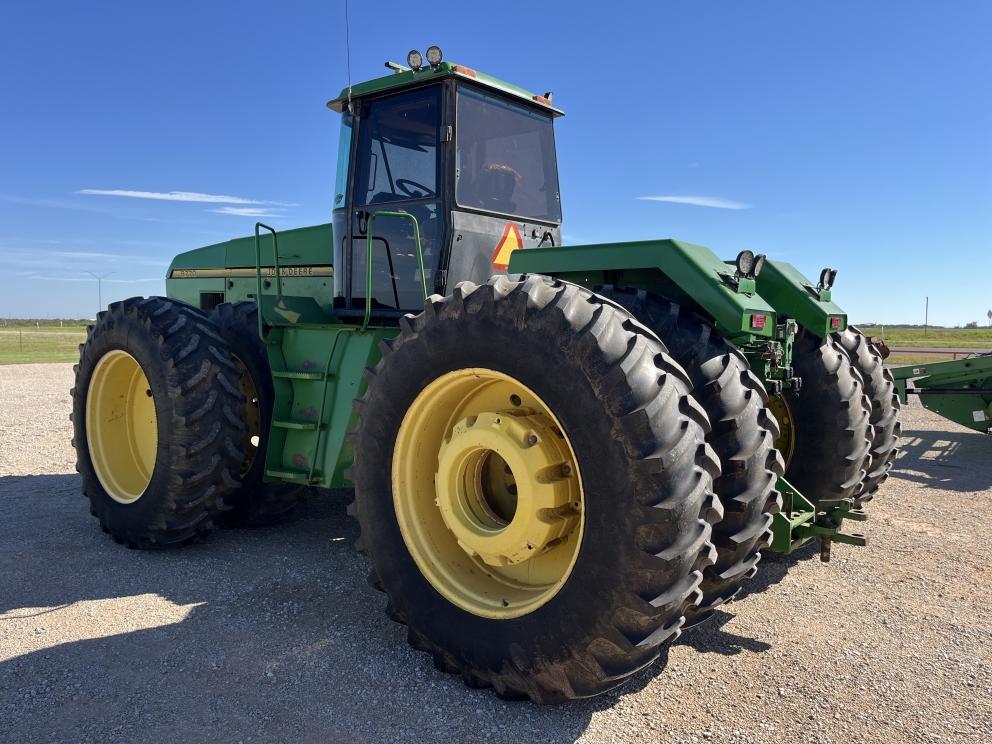 Image for 1996 John Deere 8770