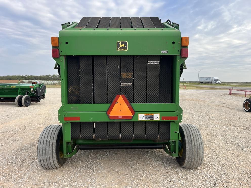 Image for 2000 John Deere 567