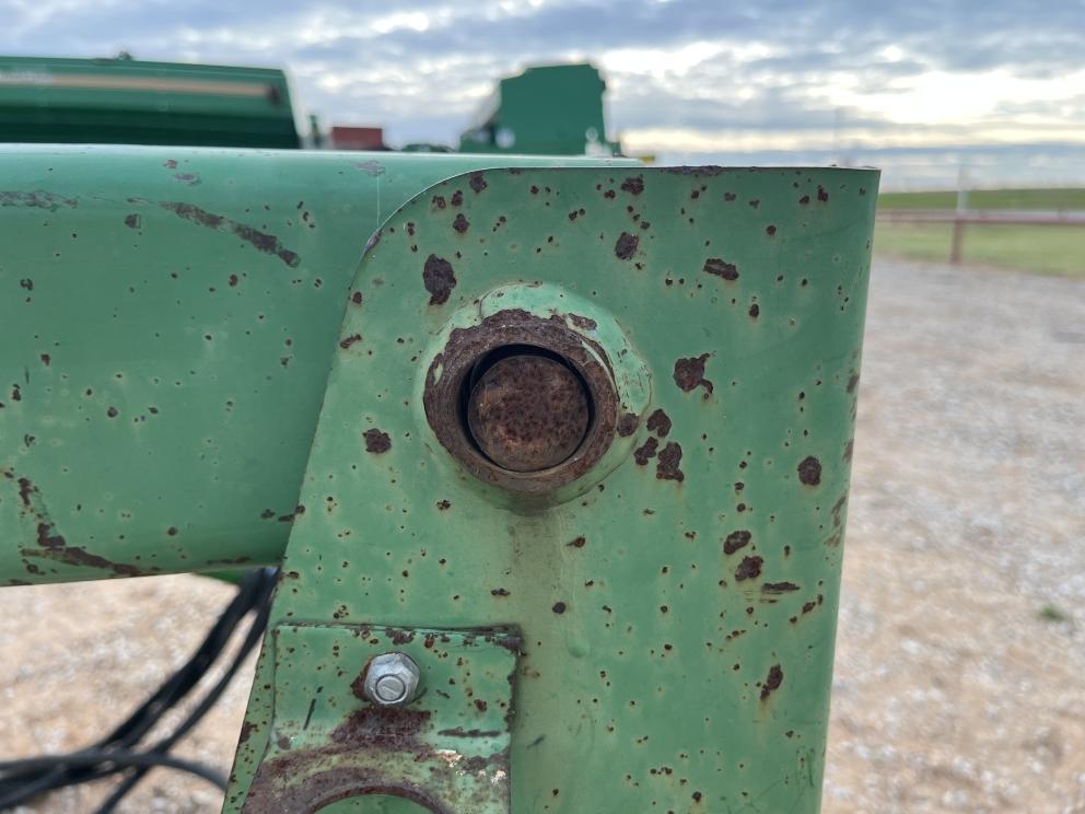 Image for 1995 John Deere 725