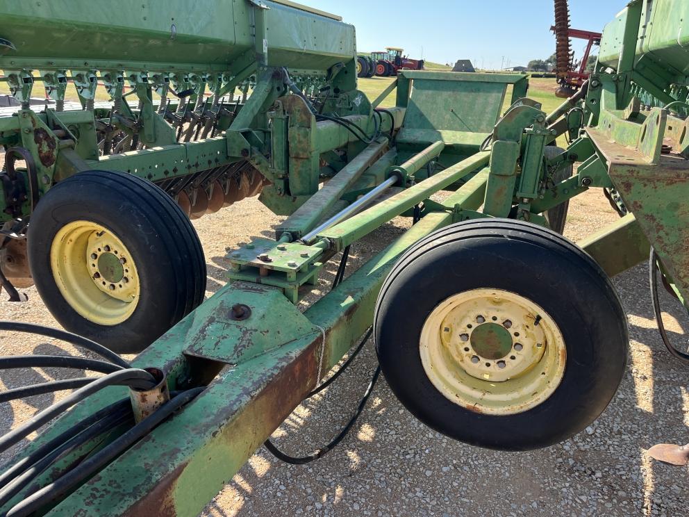 Image for 1984 John Deere 515