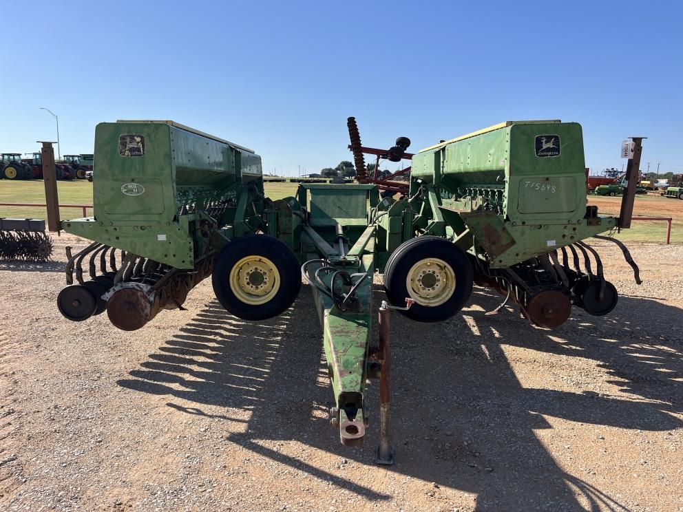 Image for 1984 John Deere 515