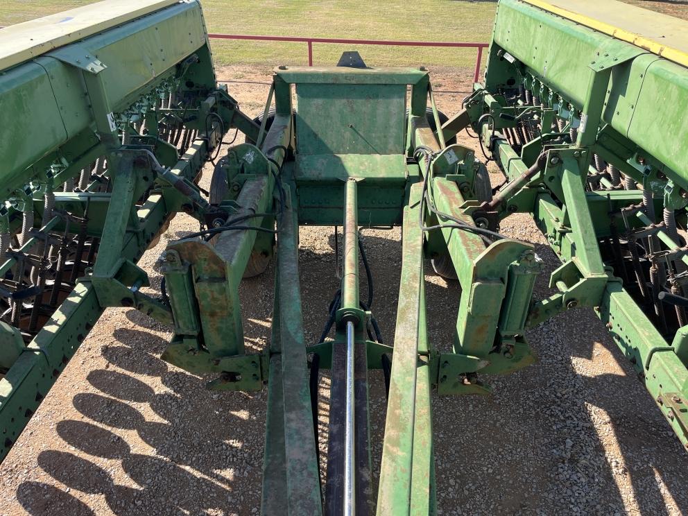 Image for 1984 John Deere 515