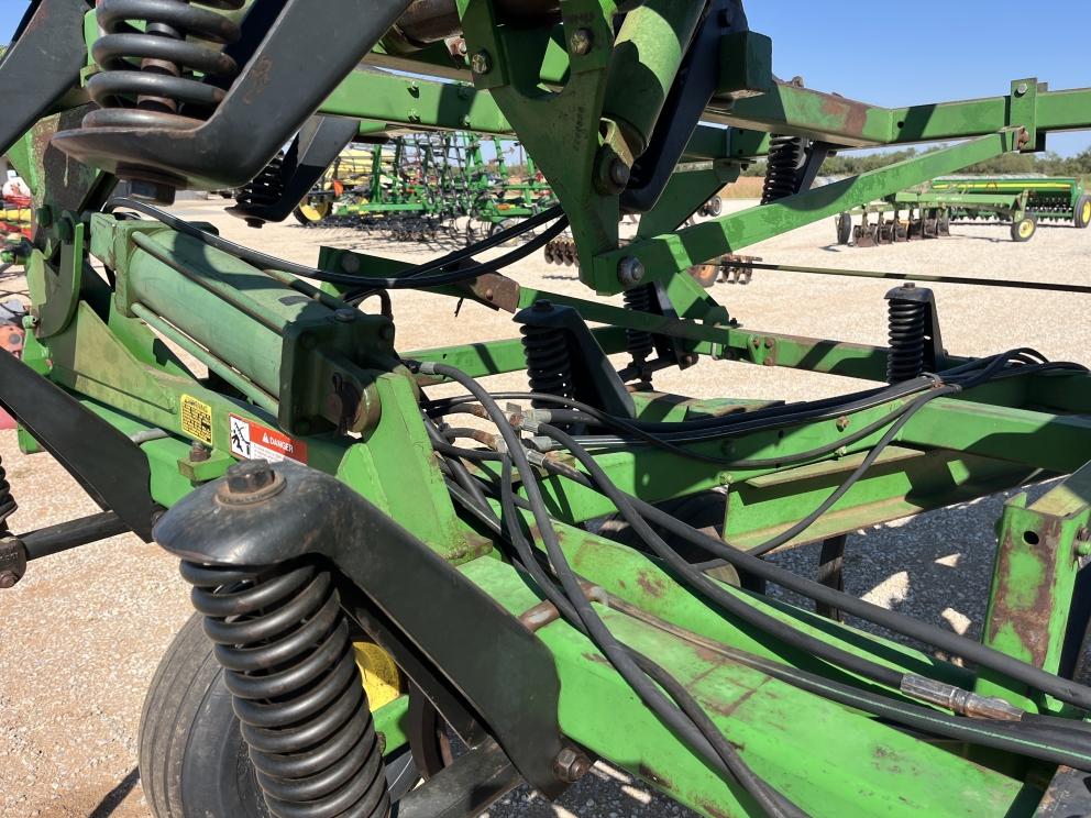 Image for 1990 John Deere 610