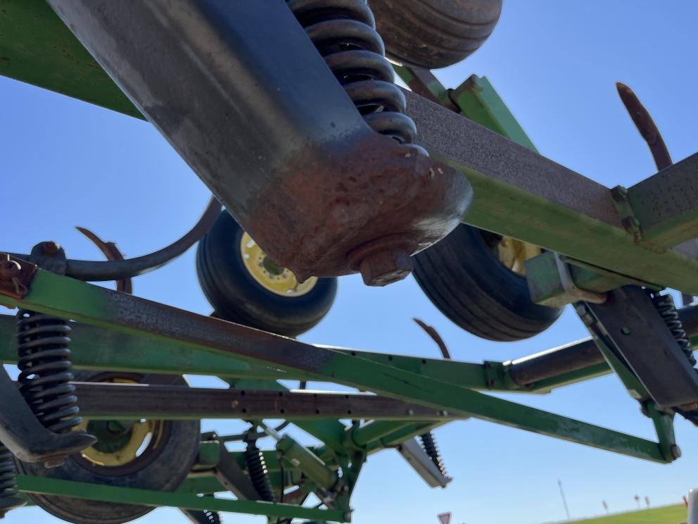 Image for 1990 John Deere 610