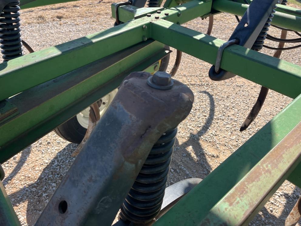 Image for 1990 John Deere 610