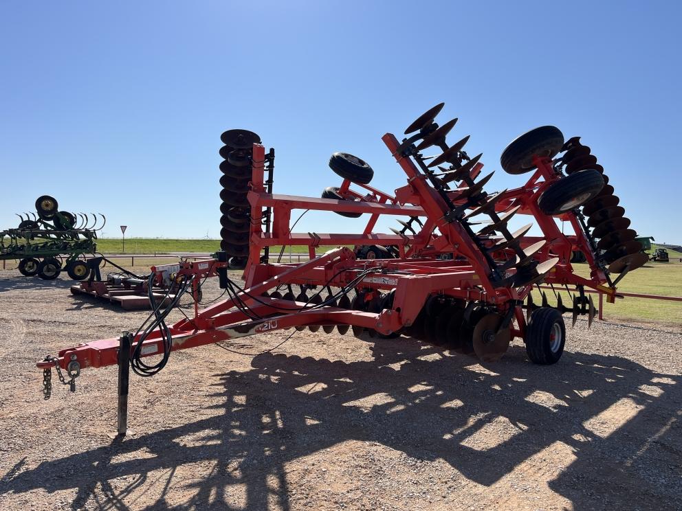 Image for 2014 Kuhn 8210-28W